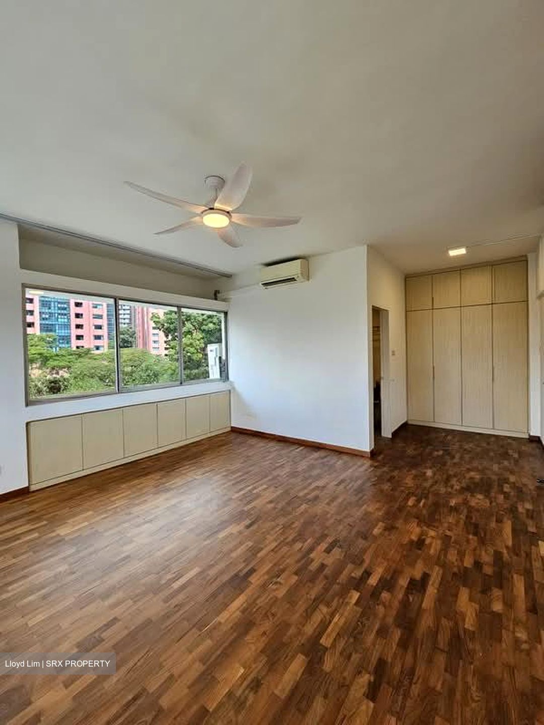 Leonie Towers (D9), Apartment #578505281